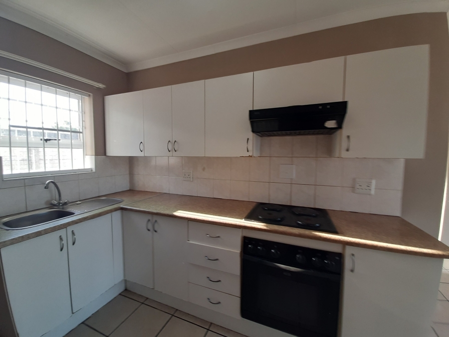 3 Bedroom Property for Sale in Cambridge West Eastern Cape